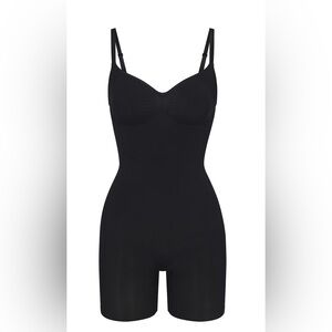 Skims Black Shapewear Mid-Thigh Bodysuit